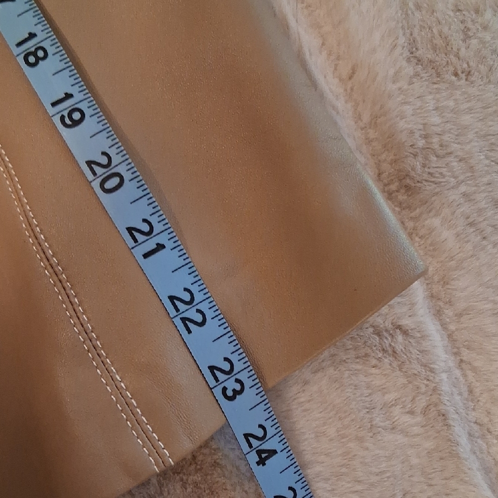 Classic Tan Leather Jacket for Women - Picture 9 of 12